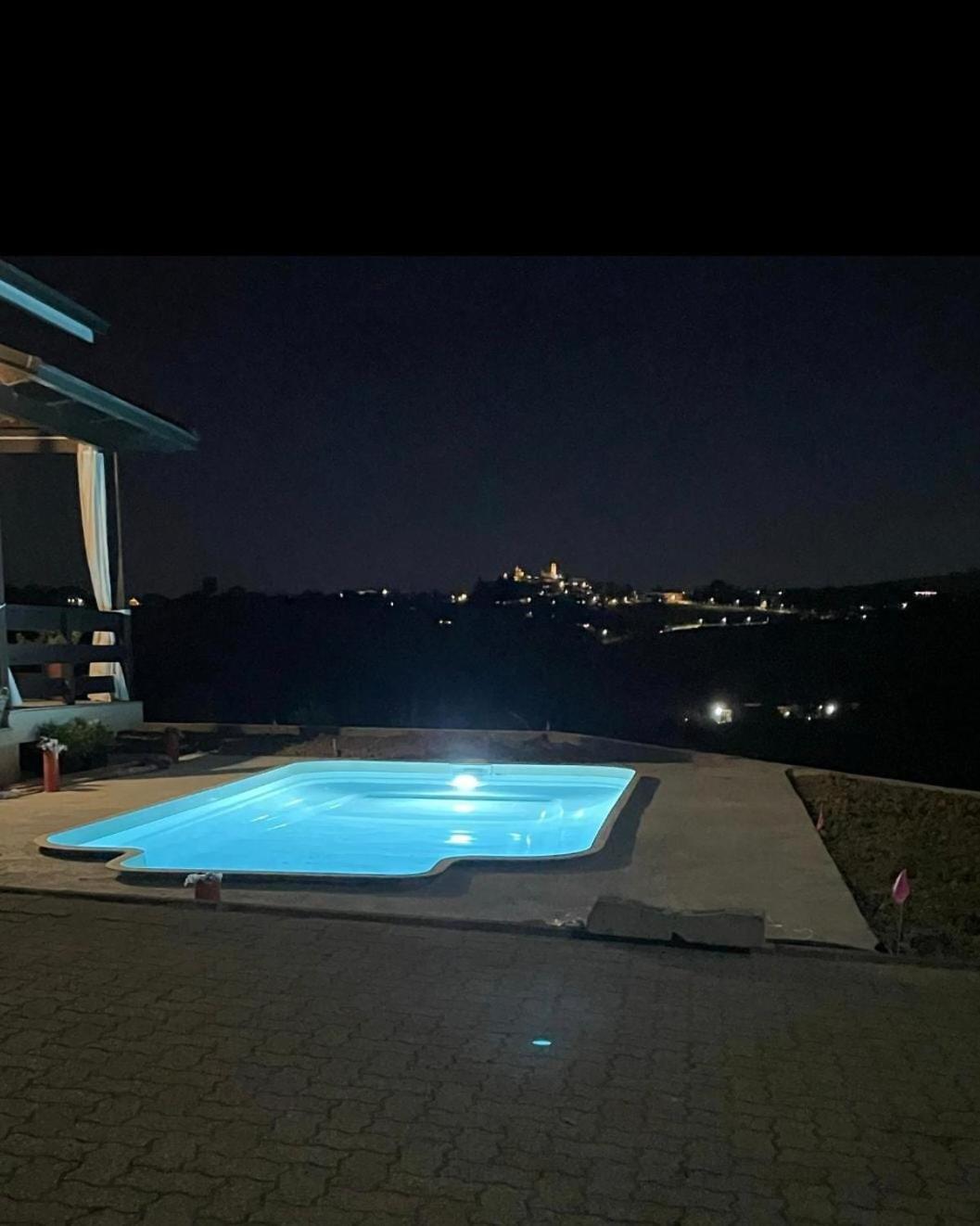 Holiday home Edy Con Piscina Per Gruppi E Famiglie